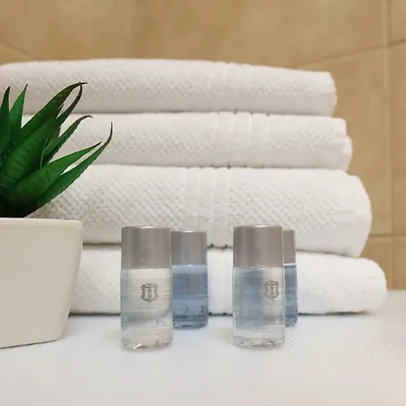 Apartment Old Square 5 *